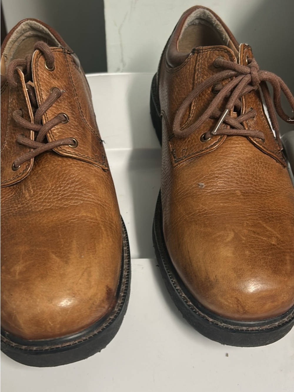 Dockers Men's Brown Leather Lace-Up Oxfords
